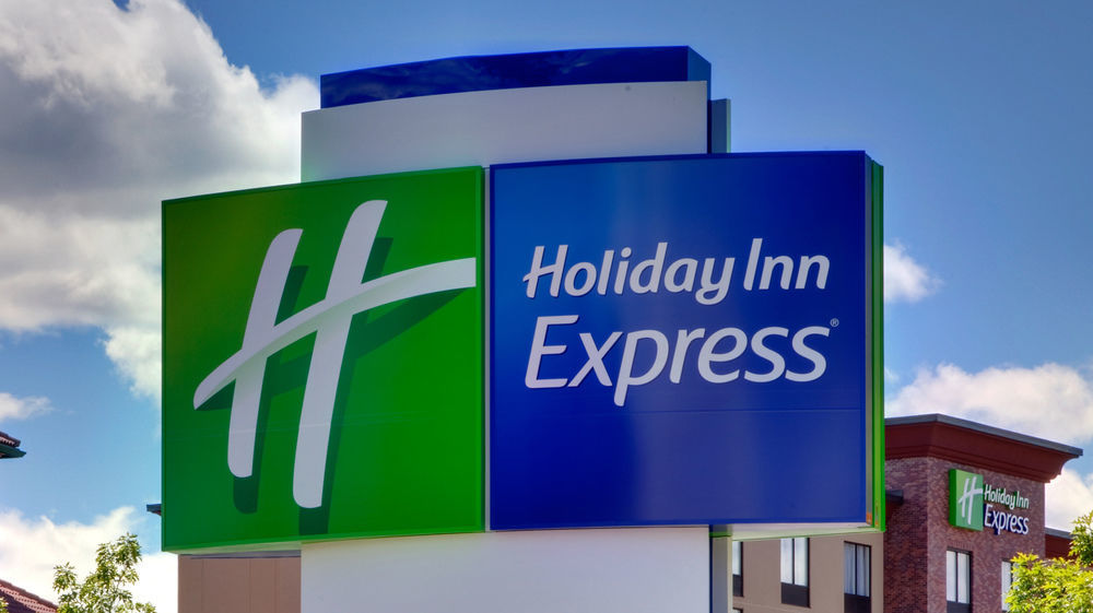 Holiday Inn Express & Suites Uniontown, An Ihg Hotel Exterior photo